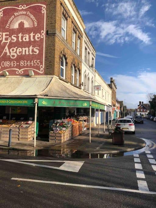 Trendy 3 Bedroom Home Close To Margate Beaches Bars Resturants 2 Night Min Stay Westgate-on-Sea 외부 사진